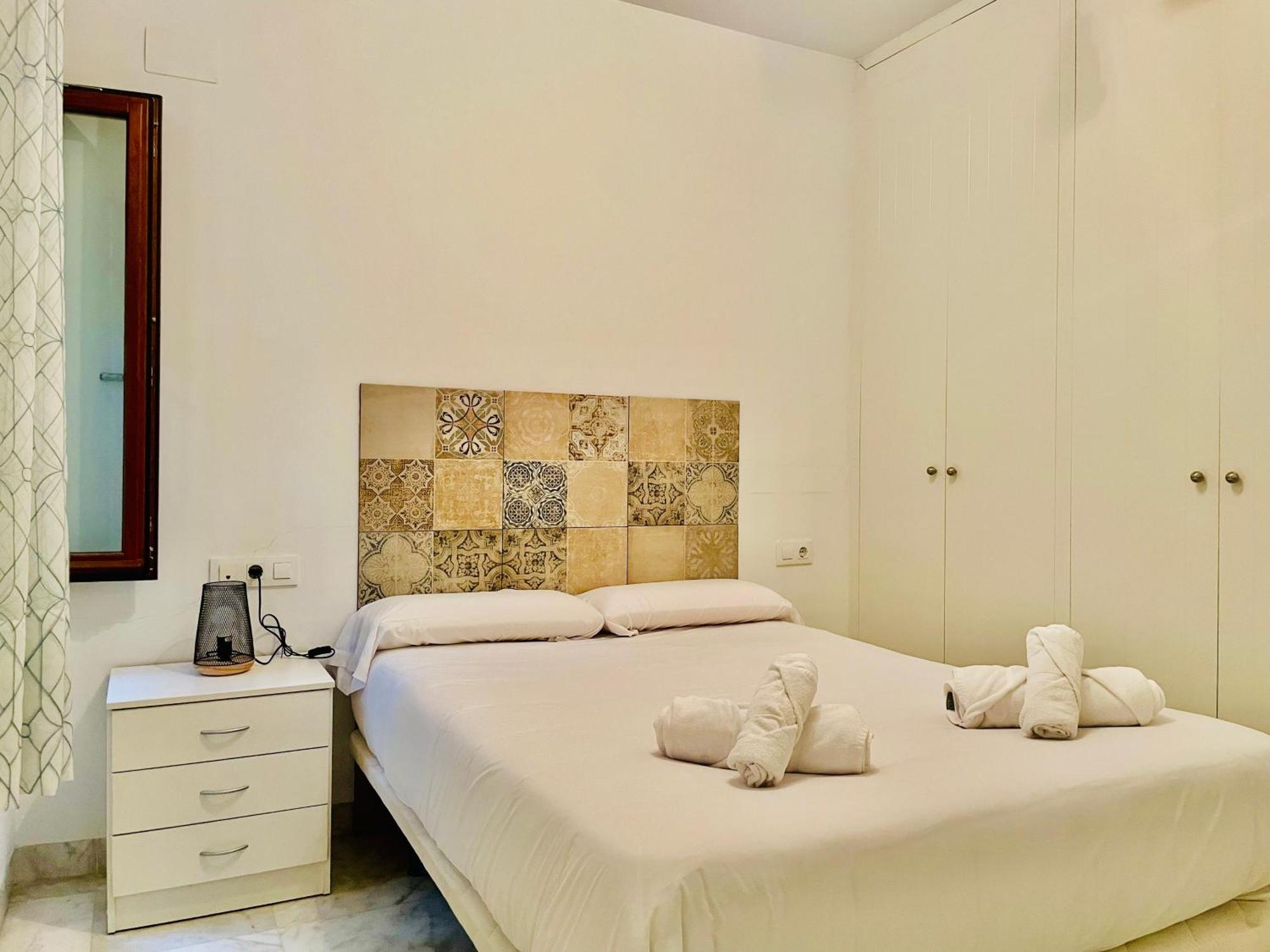 Entrecatedrales Suite Seville Ngoại thất bức ảnh